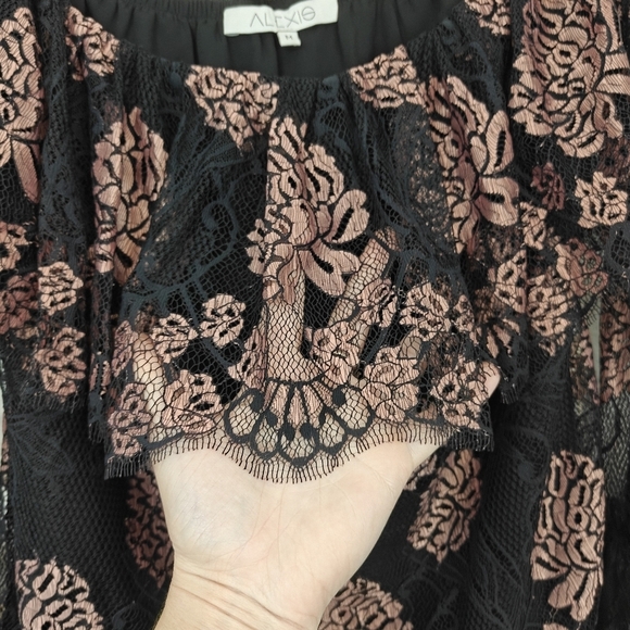 ALEXIS INTERMIX "LAURENA" BLACK LACE PINK FLORAL OFF SHOULDER BOHO TOP BLOUSE M - Picture 13 of 16